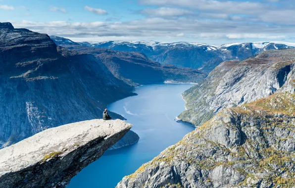Mountains, rocks, Norway, the fjord, Trolltunga