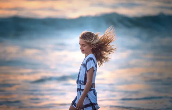 Picture the wind, girl, Edie Layland