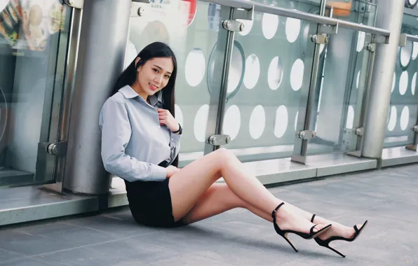 Look, pose, model, skirt, portrait, makeup, figure, brunette