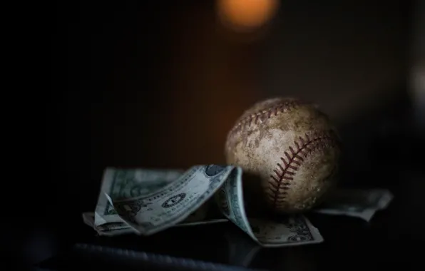 Picture the ball, money, Moneyball