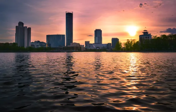 Wave, water, the sun, light, reflection, the city, shore, building