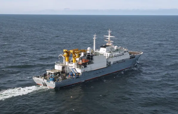 Picture rescue, ship, auxiliary fleet, Igor Belousov