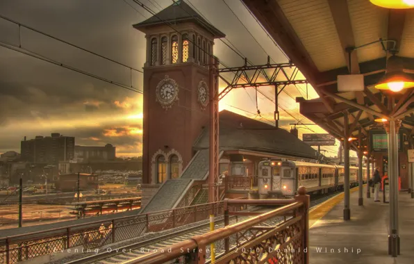 Watch, station, train