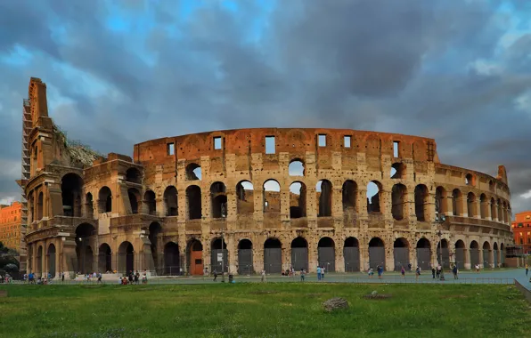 The sky, architecture, Colosseum, Italy, Rome