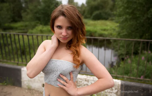 Model, Bridge, Foxy, Crop Top, Famegirls
