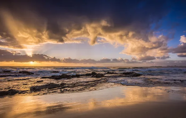 Australia, Queensland, Gold Coast, Currumbin, Currumbin Beach