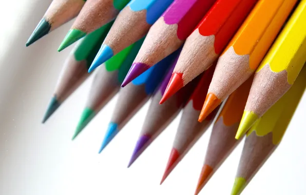 Picture color, reflection, pencils