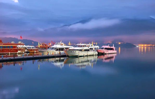 Picture the sky, mountains, lake, ship, pier, boat