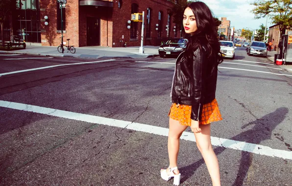 The city, Charli XCX, Charlotte Emma Aitchison