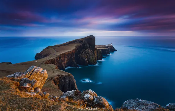 Picture lighthouse, the evening, Scotland, on the edge, Isle of Skye, Neist point, the archipelago of …
