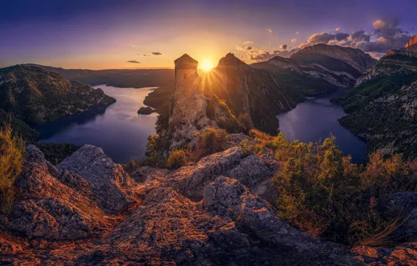 The sky, the sun, light, sunset, lake, river, stones, castle