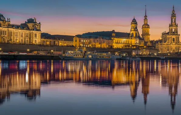 Picture reflection, river, Germany, Dresden