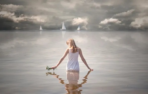 Picture girl, flowers, sails, in the water