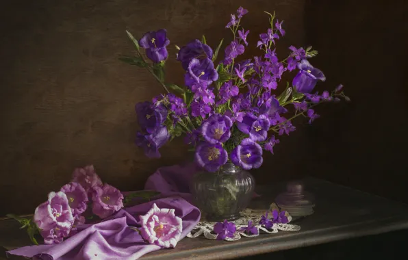 Picture flowers, vase, bells, napkin, Lionella Zimina