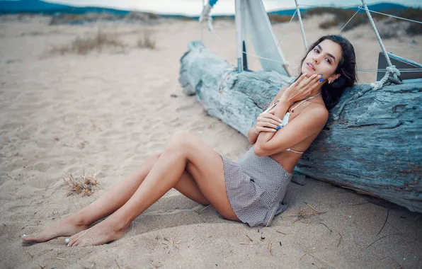 Sand, beach, look, girl, pose, skirt, hands, log