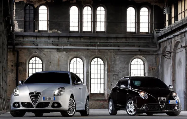 Alfa Romeo, two, mixed