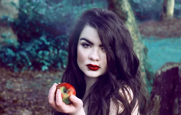 Look, girl, apples