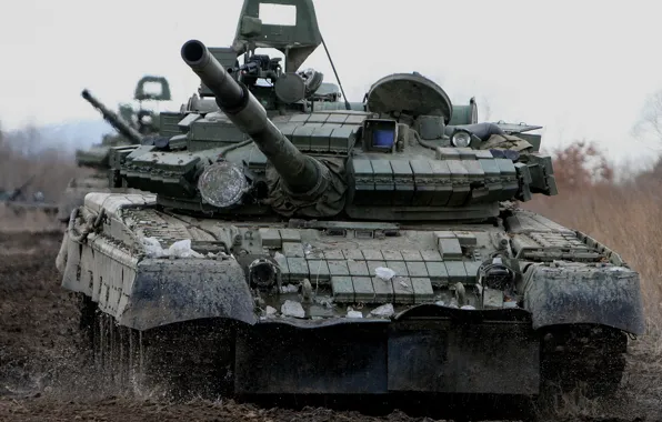 Picture dirt, the barrel, tank, combat, T-80BV