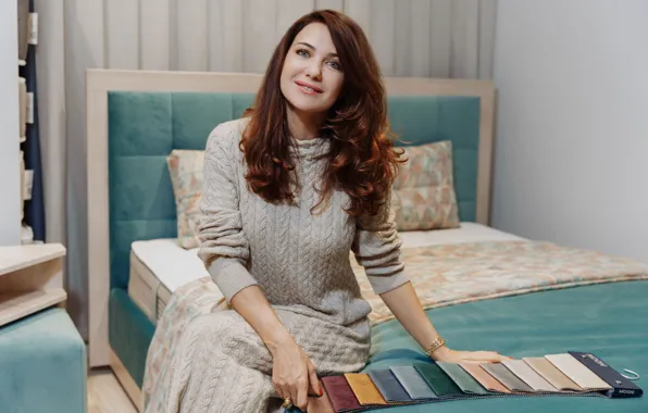 Picture look, pose, smile, hair, makeup, figure, actress, hair