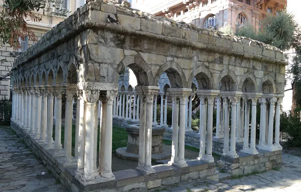 Yard, Italy, the ruins, columns, ruins, Genoa, the house of Columbus
