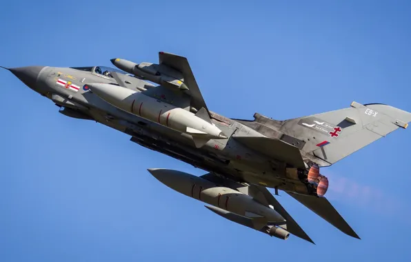 Weapons, the plane, TORNADO ZA607