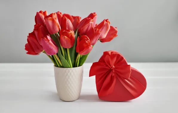 Red, gift, bouquet, tulips, vase, Yarovoy Aleksandr