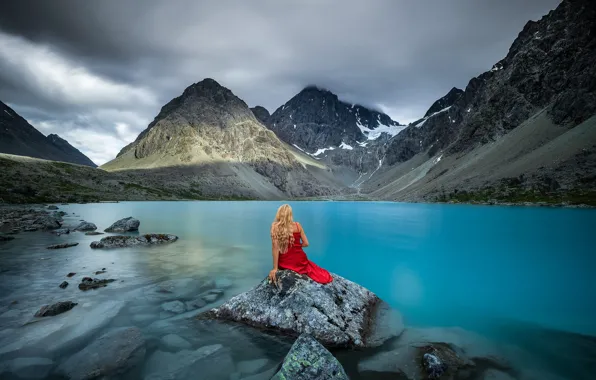 Picture the sky, girl, clouds, snow, mountains, pose, lake, stones