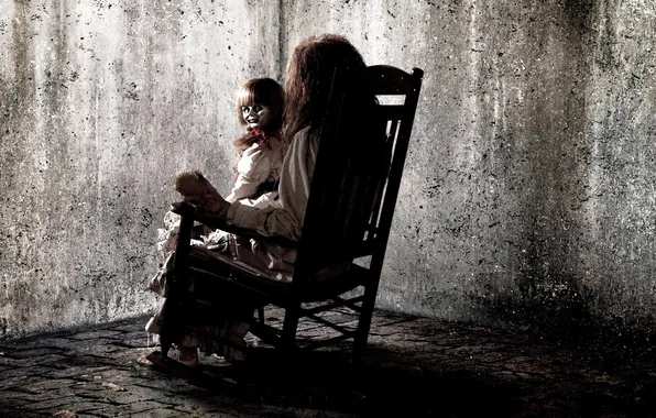 CHAIR, CHAIR, ROOM, GIRL, WALL, The Conjuring, MOVIE