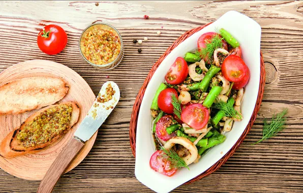 Tomatoes, salad, mustard, toast, marinara