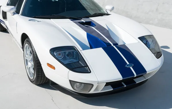 Picture the hood, Bumper, Sports car, American, The Front Headlights, 2005 Ford GT