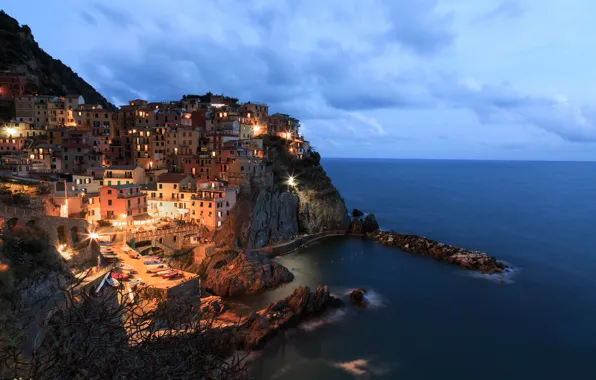 Sea, the city, rocks, home, the evening, Manarola