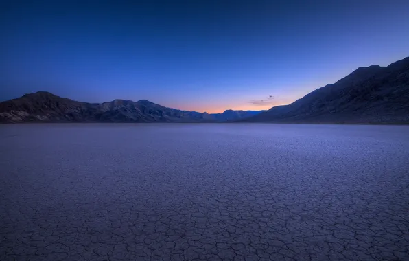 Desert, night, dry