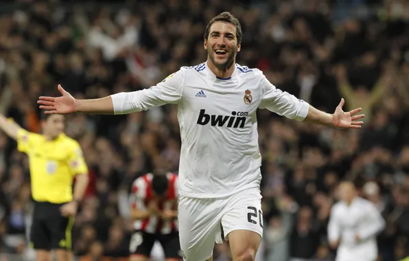Higuain, Real Madrid, Real Madrid