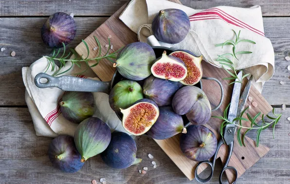 Picture Board, scissors, napkin, figs