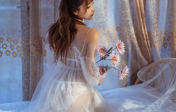 Beautiful, Asian, Model, Flowers, Bed, Woman, Back, Bouquet