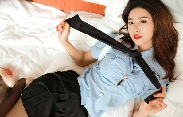 Look, pose, model, skirt, portrait, makeup, figure, hairstyle