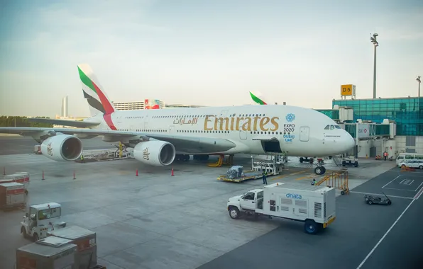 Picture the plane, giant, before, Dubai, jet, Emirates, UAE, bokeh