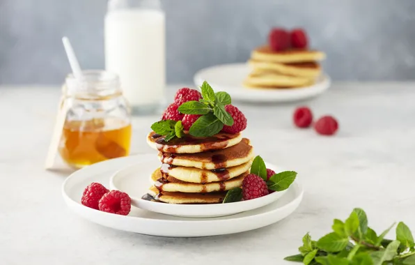 Raspberry, honey, mint, pancakes, Oxana Denezhkina