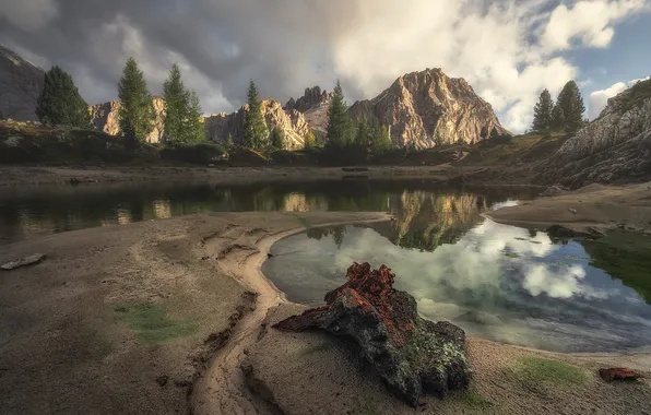 Clouds, light, mountains, lake, reflection, rocks, shore, ate