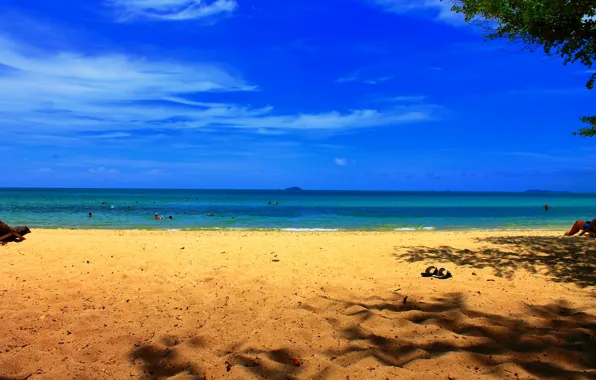 Picture sand, sea, beach, sneaker