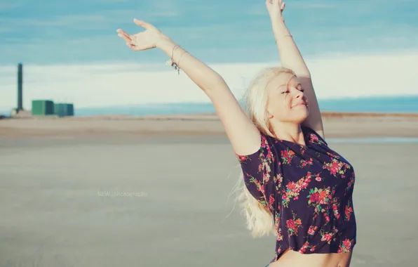 Picture girl, smile, mood, blonde, girl, sunshine, enjoy