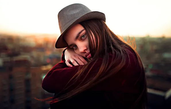 The city, hat, sponge, Lenar Abdrakhmanov, Angelina Zamakhina
