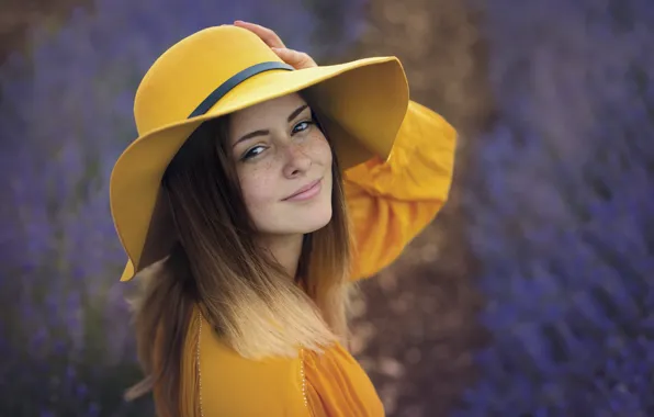 Picture look, girl, smile, model, hat, freckles, Tanya Markova