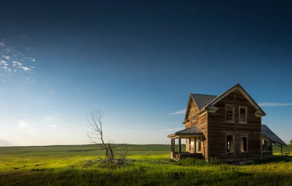 The evening, North Dakota, North Dakota, old house