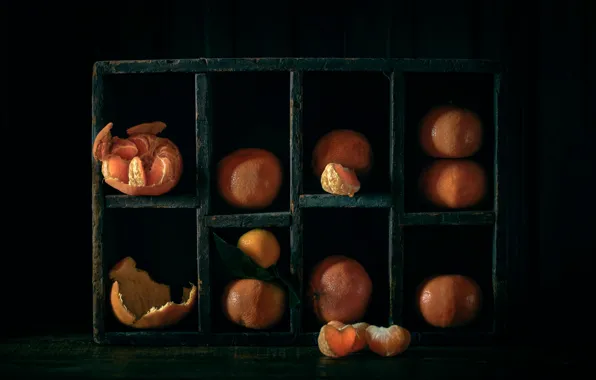 Slices, peel, tangerines