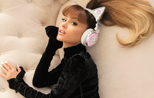 Picture look, girl, headphones, Ariana Grande