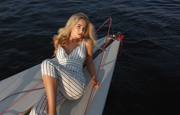 Picture sea, water, model, women, blonde, boat, hips, women outdoors