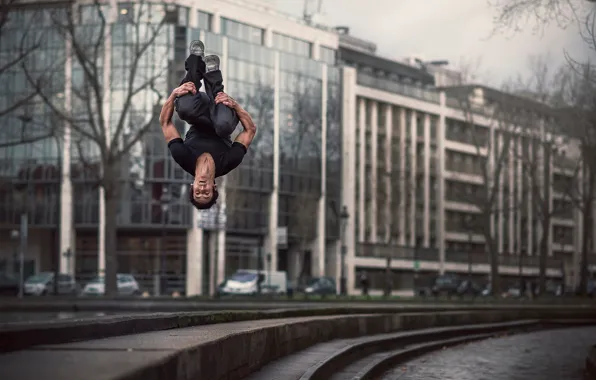 The city, jump, flip-flops, Matthieu Helman