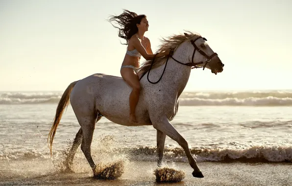 Picture girl, horse, shore