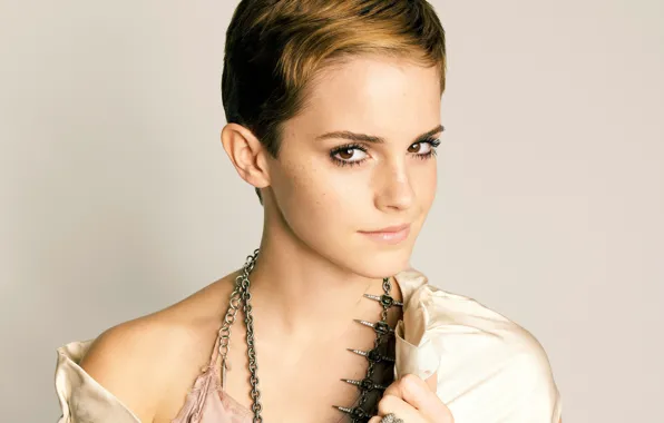 Smile, Emma Watson, celebrity